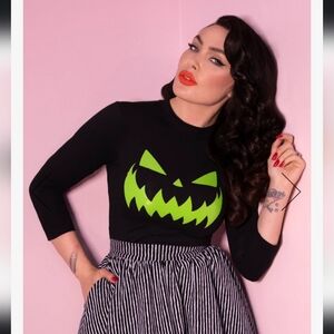 PUMPKIN KING GLOW IN THE DARK 3/4 SLEEVE TOP IN BLACK - VIXEN BY MICHELINE PITT